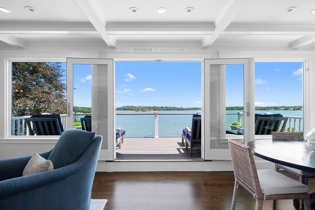 Dining room, Interior, Recessed Lighting, Water, Wood Texture Flooring