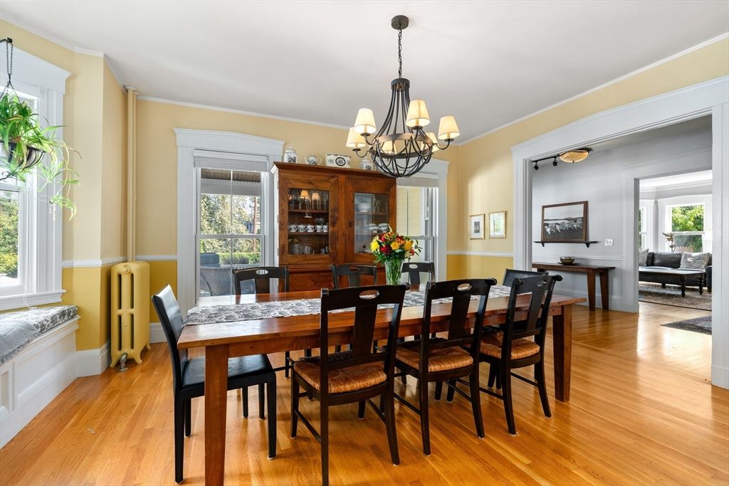 Chandelier, Dining room, Interior, Wood Texture Flooring