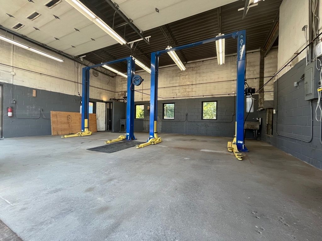 Fitness Equipment, Interior