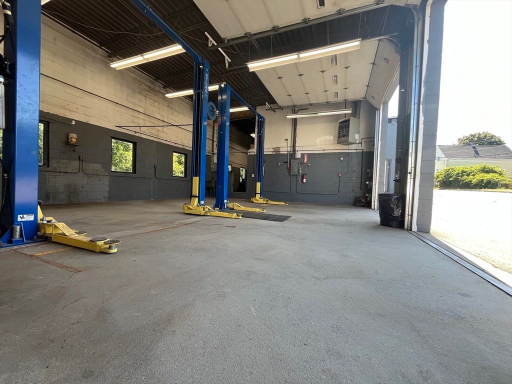 Fitness Equipment, Interior