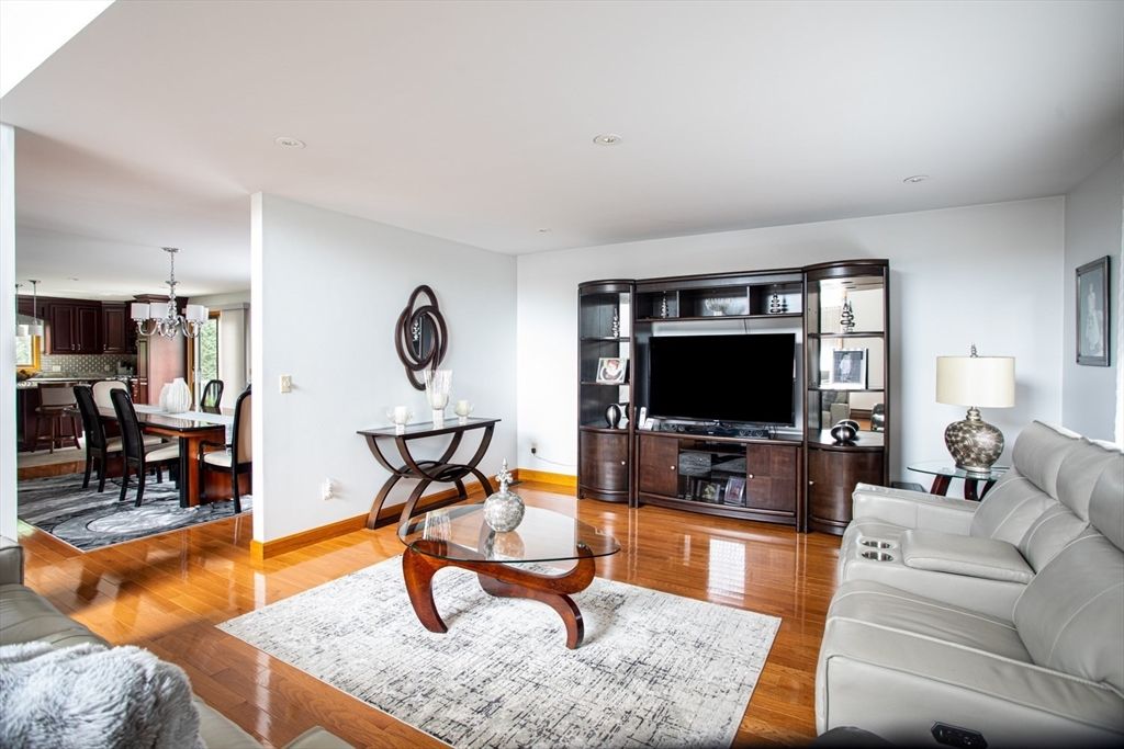 Dining room, Interior, Kitchen, Living room, Recessed Lighting, Wood Texture Flooring