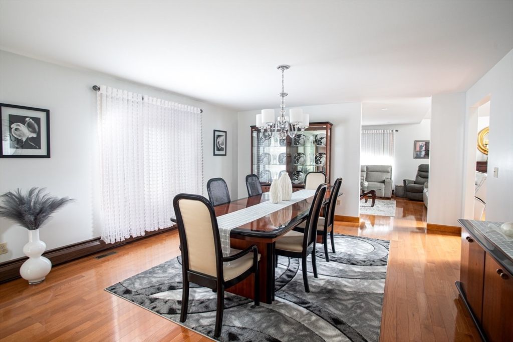 Chandelier, Dining room, Interior, Living room, Wood Texture Flooring