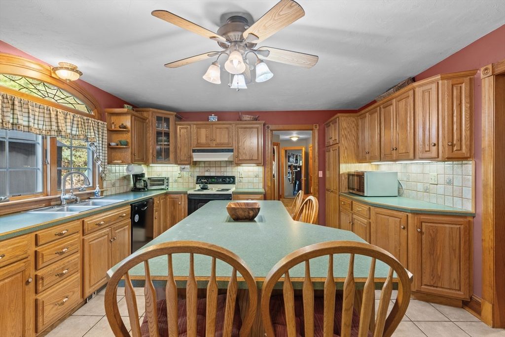 Dining room, Interior, Kitchen