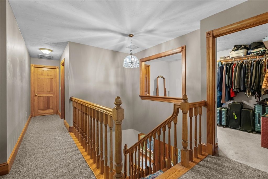 Interior, Pendant Lights, Walk-in Closets