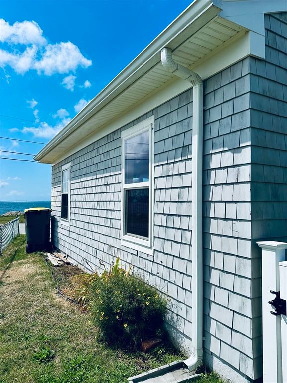 Exterior, Water