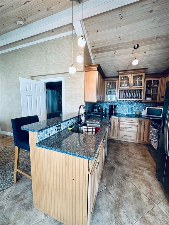 Interior, Kitchen, Pendant Lights, Wooden Ceilings