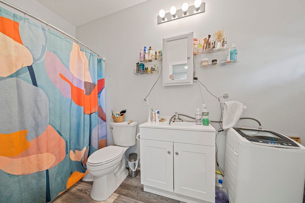 Bathroom, Interior, Wood Texture Flooring