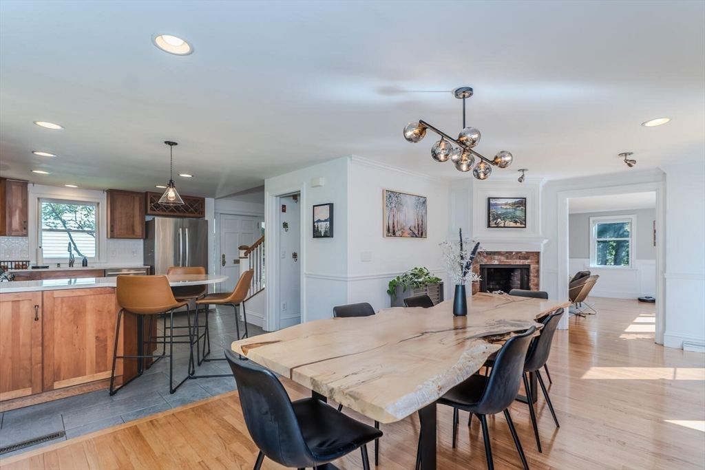 Dining room, Fireplace, Interior, Kitchen, Pendant Lights, Recessed Lighting, Wood Texture Flooring