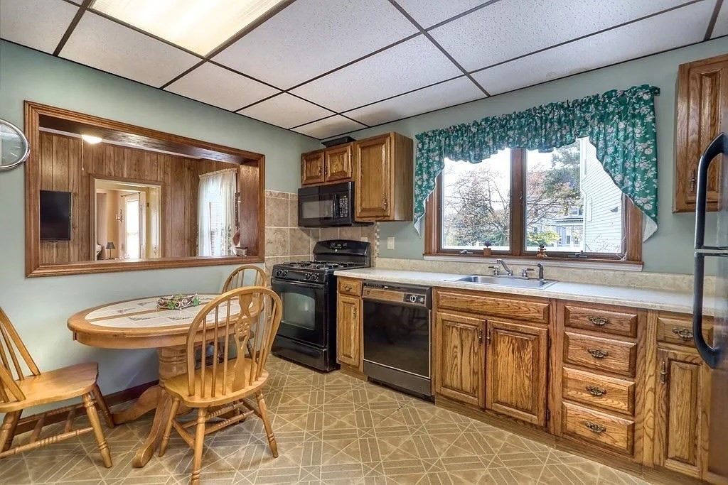 Dining room, Interior, Kitchen