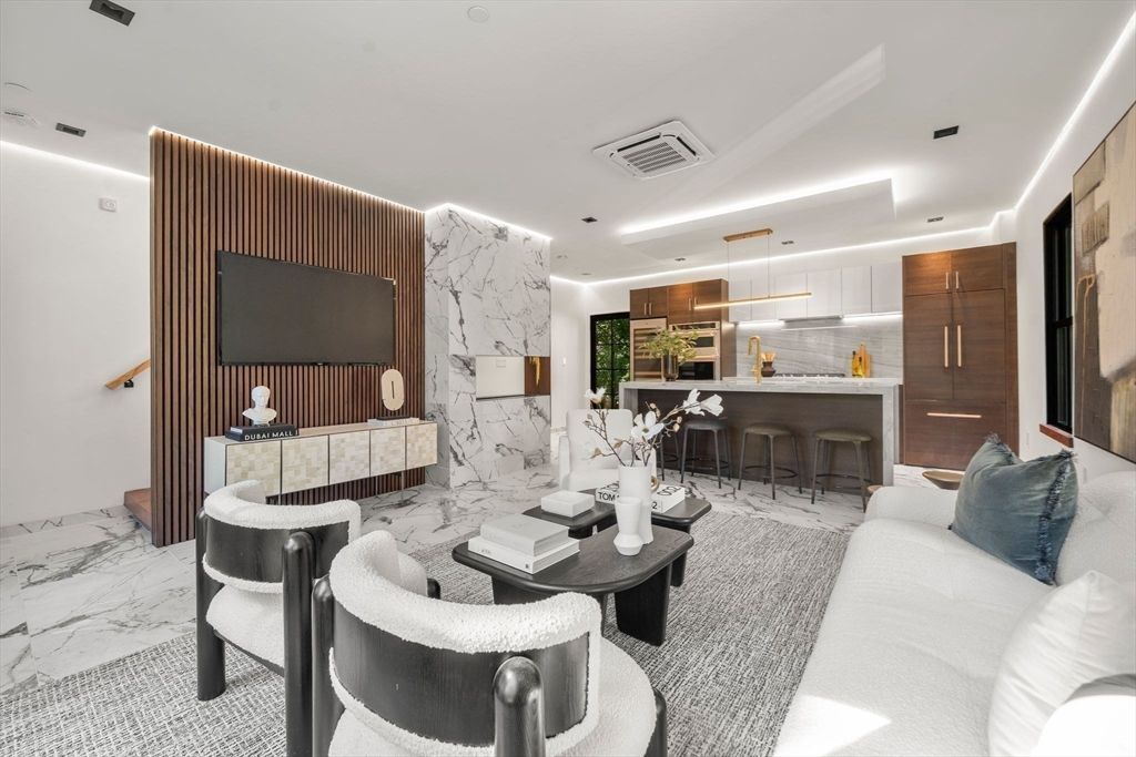 Interior, Kitchen, Living room, Marble, Marble Walls, Pendant Lights, Recessed Lighting