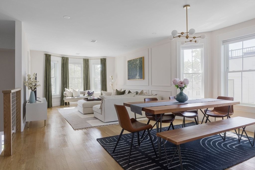 Dining room, Interior, Living room, Pendant Lights, Recessed Lighting, Wood Texture Flooring