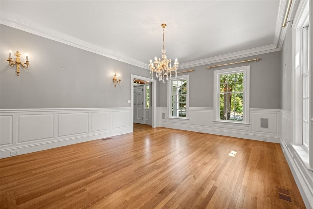Chandelier, Empty room, Interior, Wood Texture Flooring