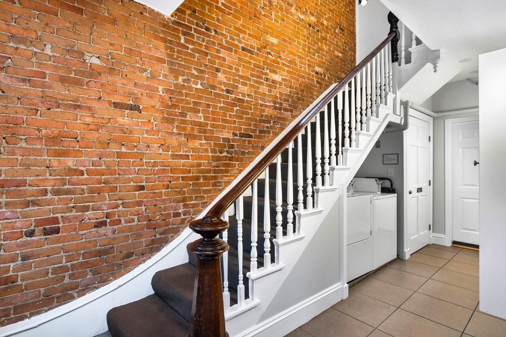Interior, Stone Walls, Washer