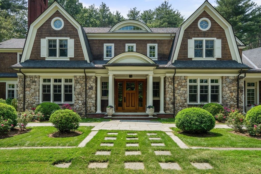 Exterior, Facade, Brick Traditional