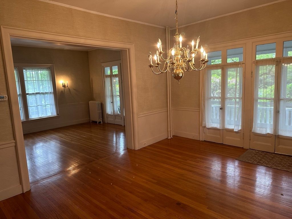 Chandelier, Empty room, Interior, Wood Texture Flooring