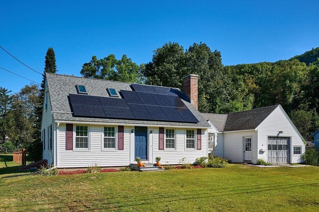 Exterior, Facade, Solar Panels, Cape Cod