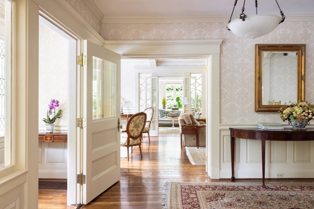 Interior, Pendant Lights, Wood Texture Flooring