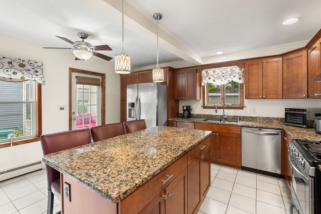 Interior, Kitchen, Pendant Lights, Recessed Lighting, Stainless Steel Appliances