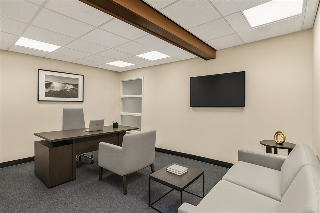 Home Office, Interior, Recessed Lighting, Wooden Beams