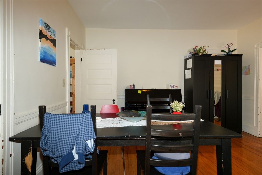 Dining room, Interior, Wood Texture Flooring
