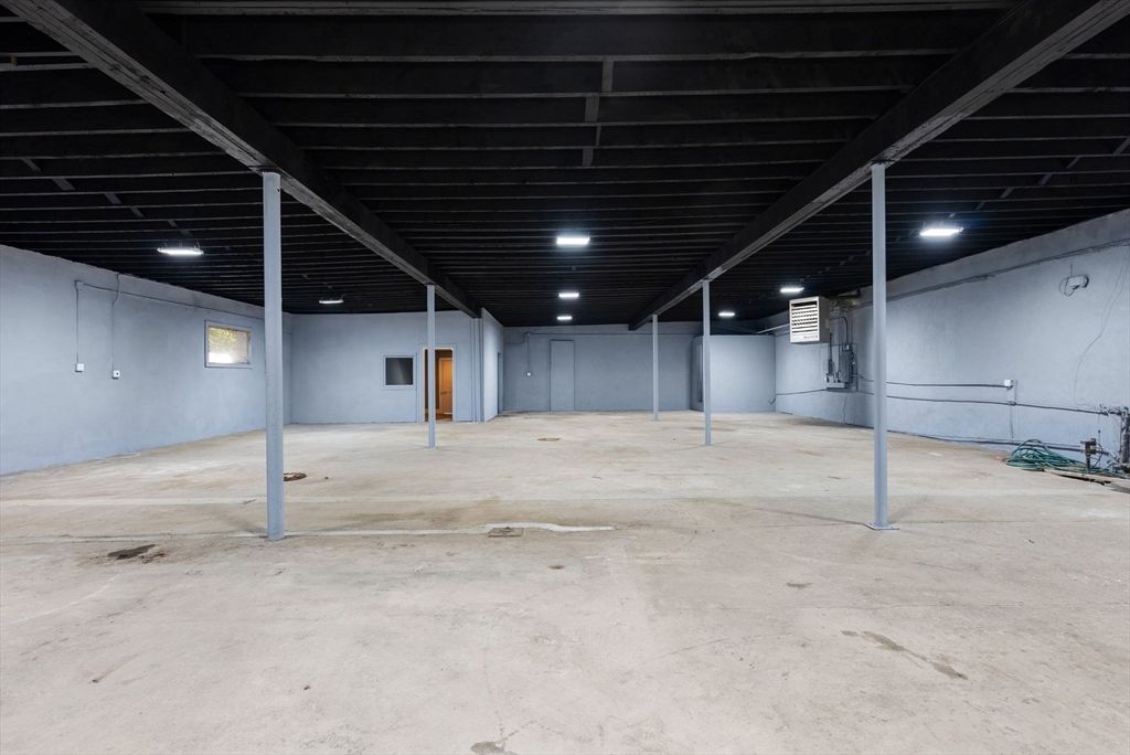 Interior, Recessed Lighting