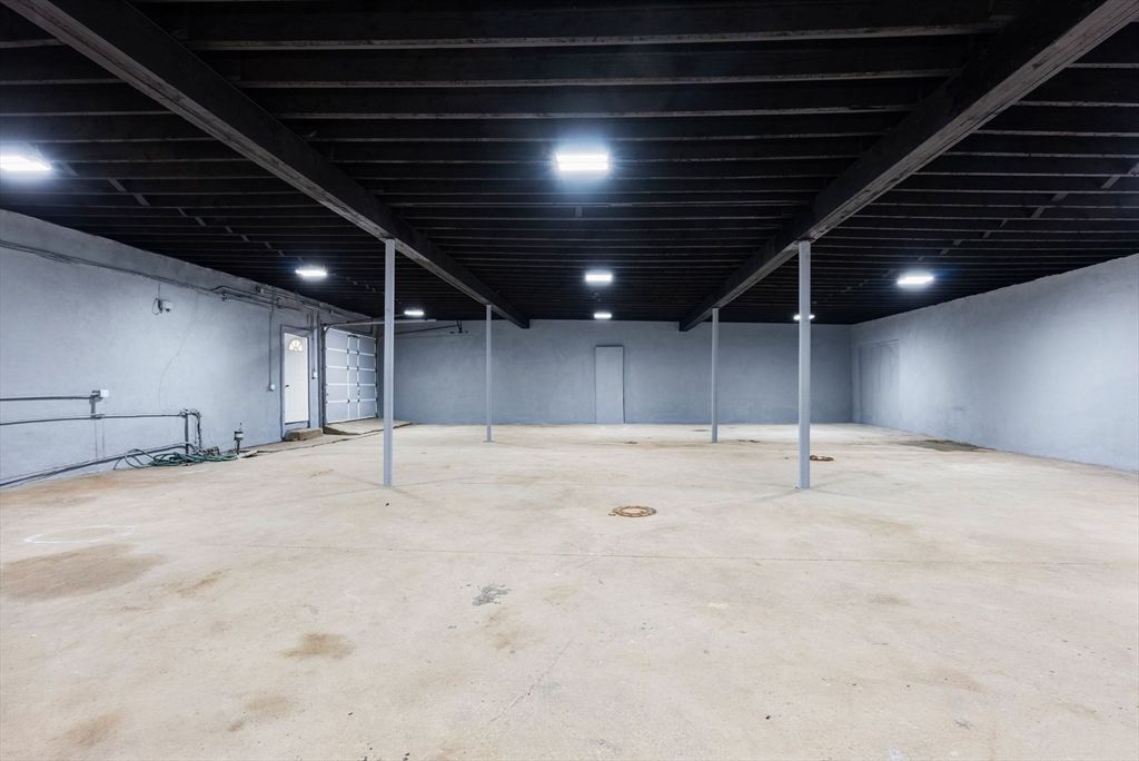 Interior, Recessed Lighting