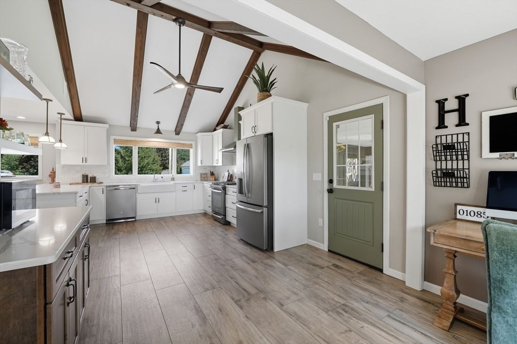 Interior, Kitchen, Pendant Lights, Wood Texture Flooring