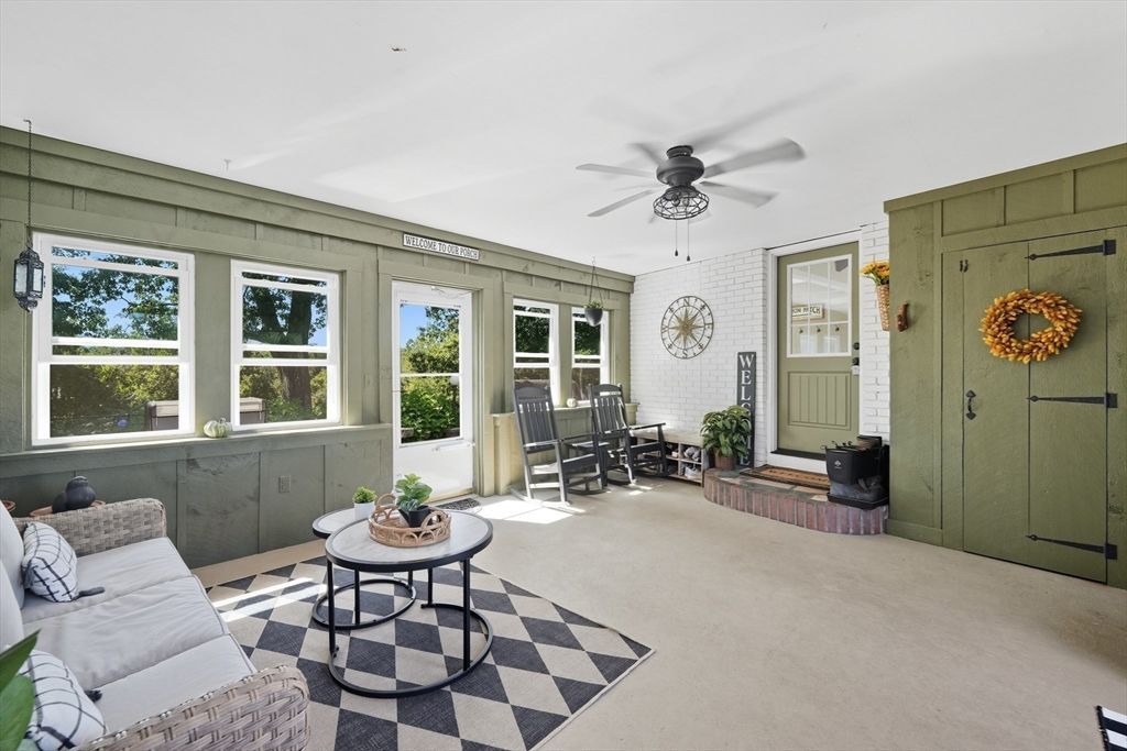 Interior, Living room, Stone Walls