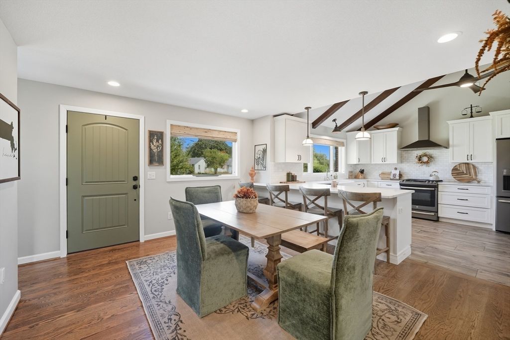 Dining room, Interior, Kitchen, Pendant Lights, Recessed Lighting, Stainless Steel Appliances, Wooden Beams, Wood Texture Flooring