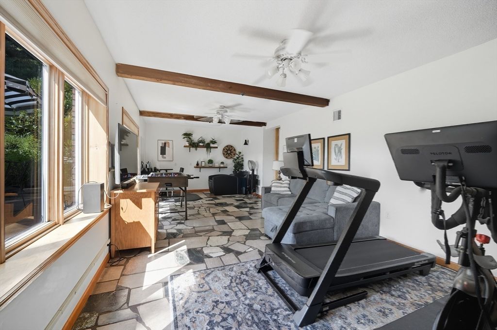 Fitness Equipment, Interior, Wooden Beams