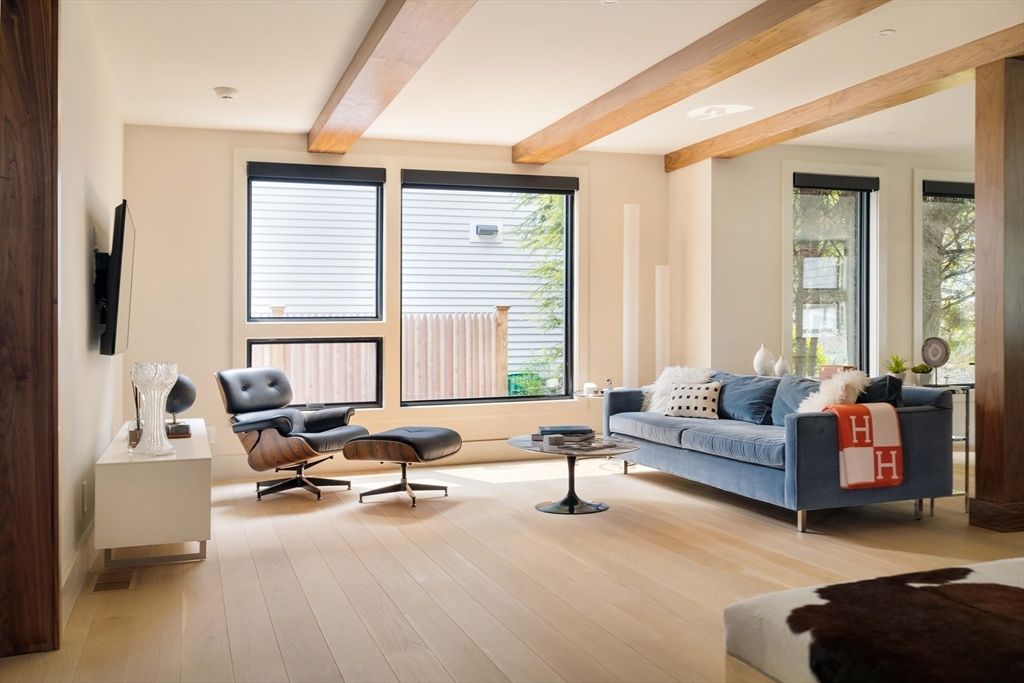 Interior, Living room, Recessed Lighting, Wooden Beams, Wood Texture Flooring