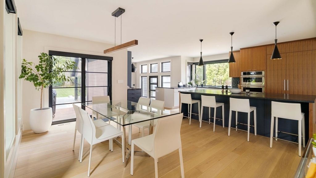 Dining room, Interior, Kitchen, Pendant Lights, Stainless Steel Appliances, Wood Texture Flooring