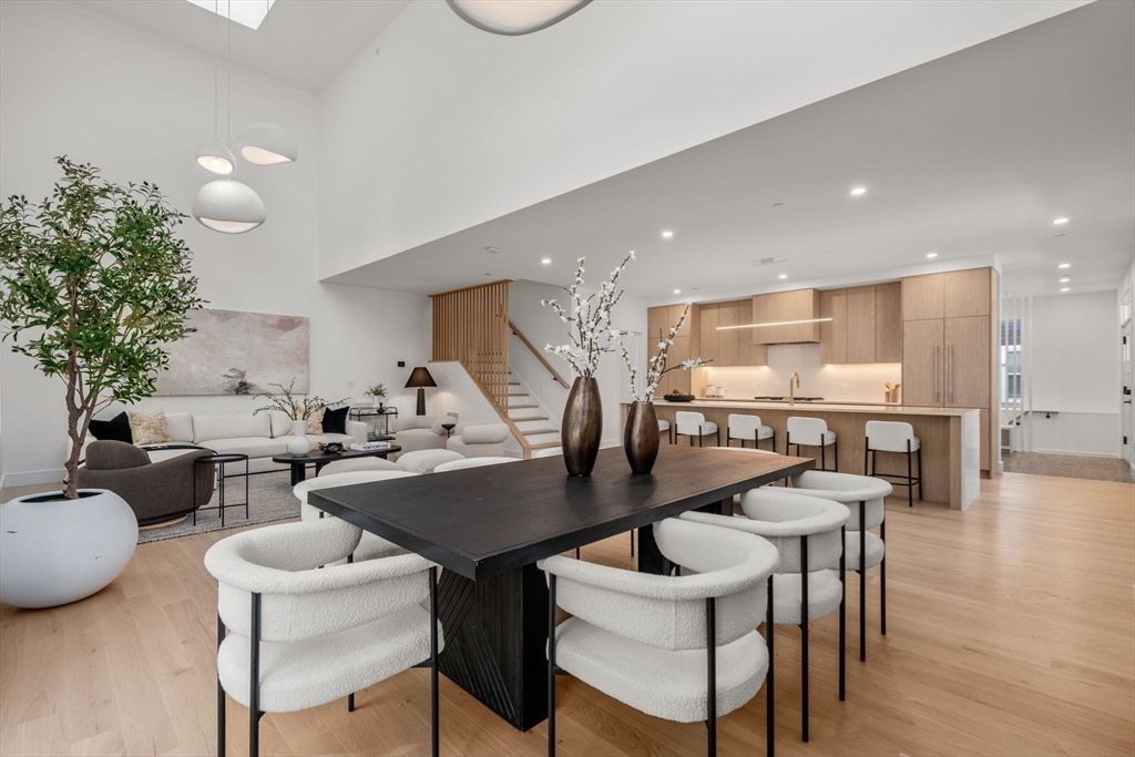 Dining room, Interior, Kitchen, Living room, Pendant Lights, Recessed Lighting, Wood Texture Flooring