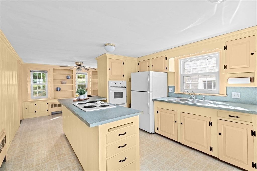 Interior, Kitchen