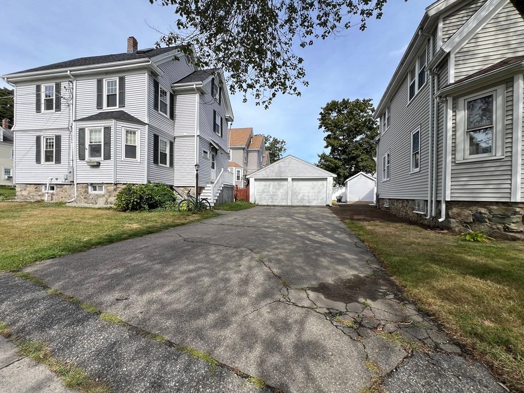 Backyard, Detached Garage, Exterior