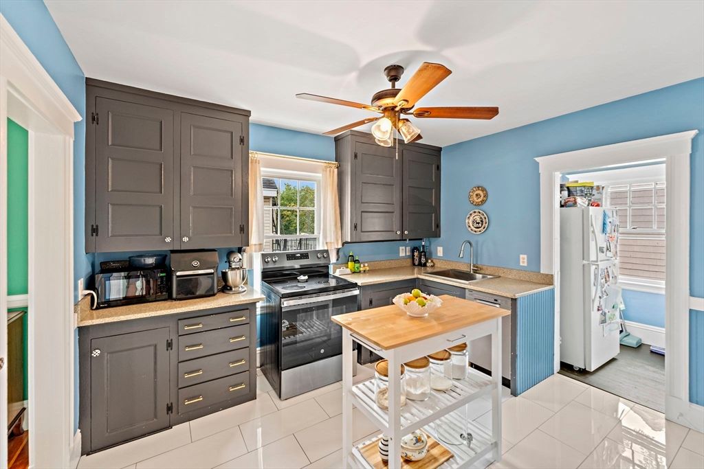 Interior, Kitchen