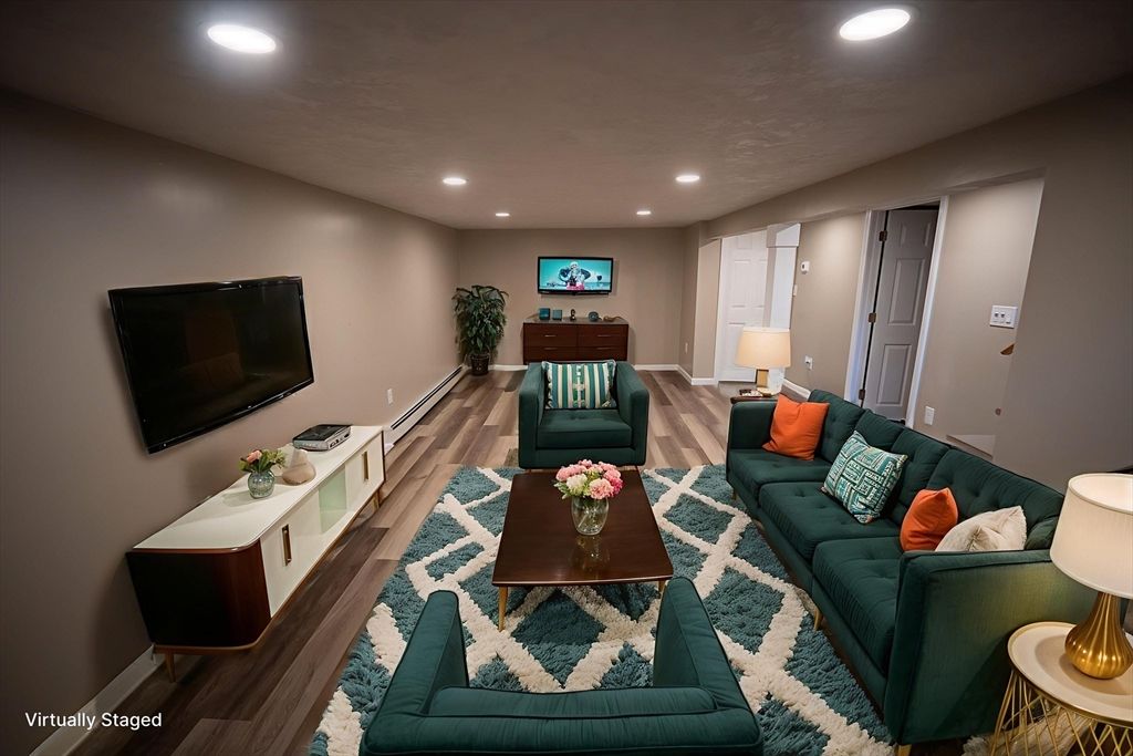 Interior, Living room, Recessed Lighting, Wood Texture Flooring