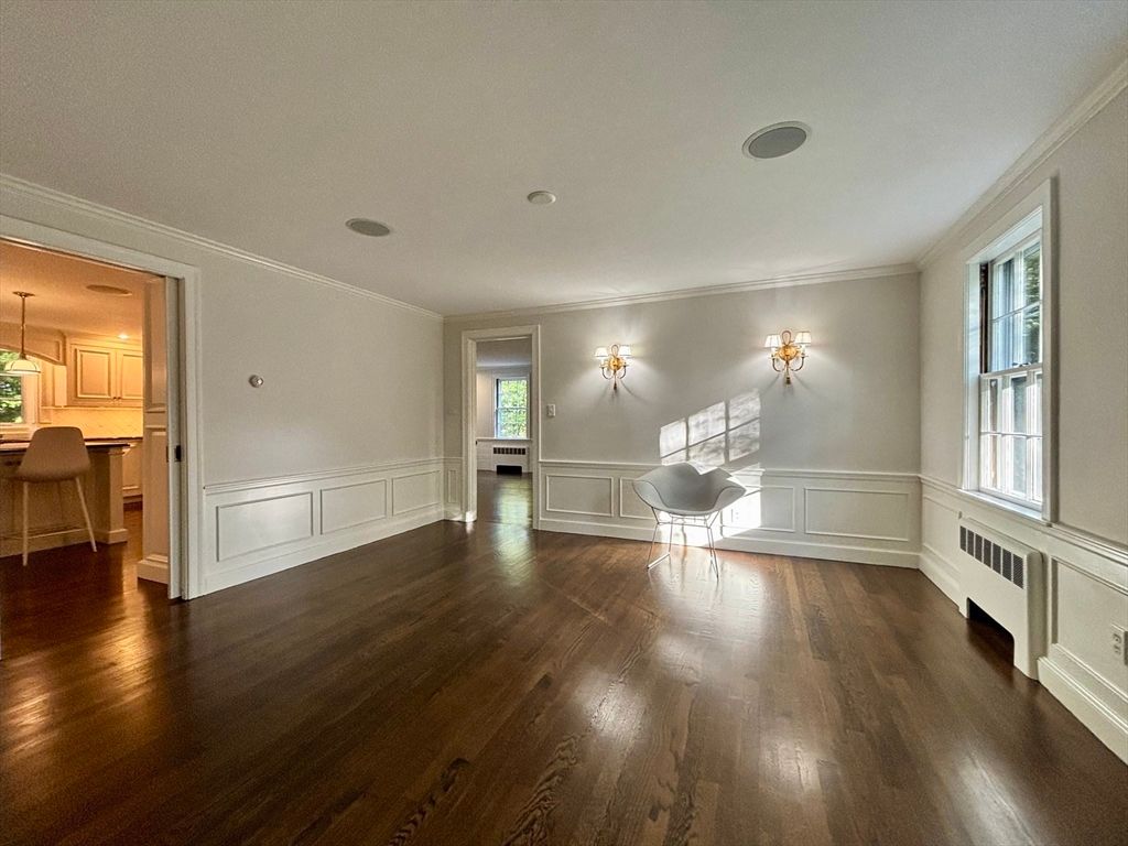 Interior, Pendant Lights, Wood Texture Flooring