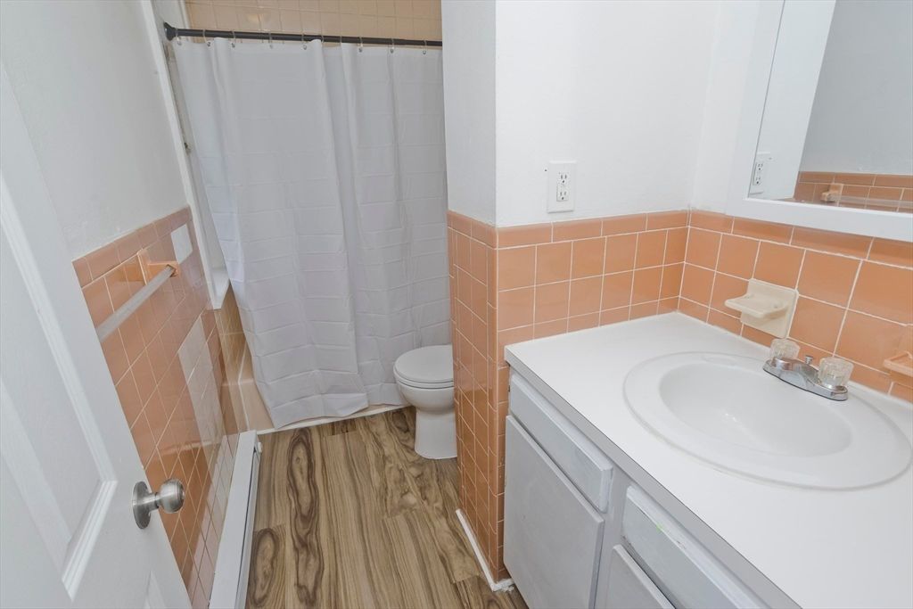 Bathroom, Interior, Wood Texture Flooring