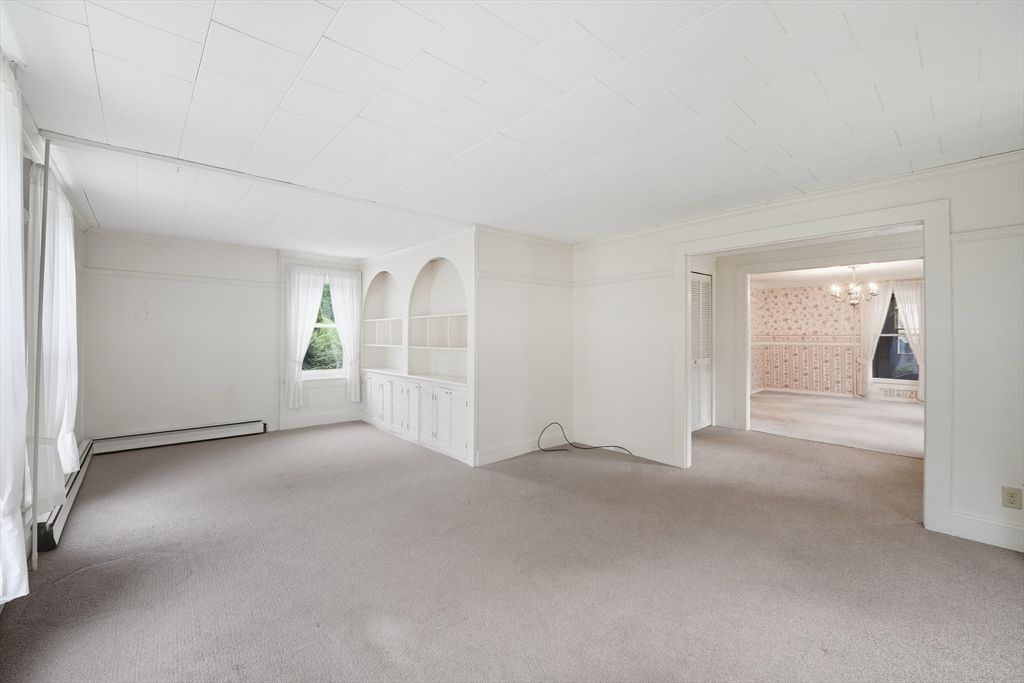 Chandelier, Empty room, Interior