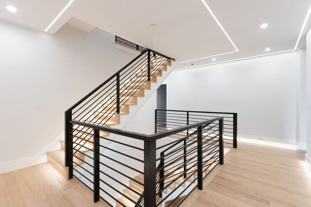 Interior, Pendant Lights, Recessed Lighting, Wood Texture Flooring