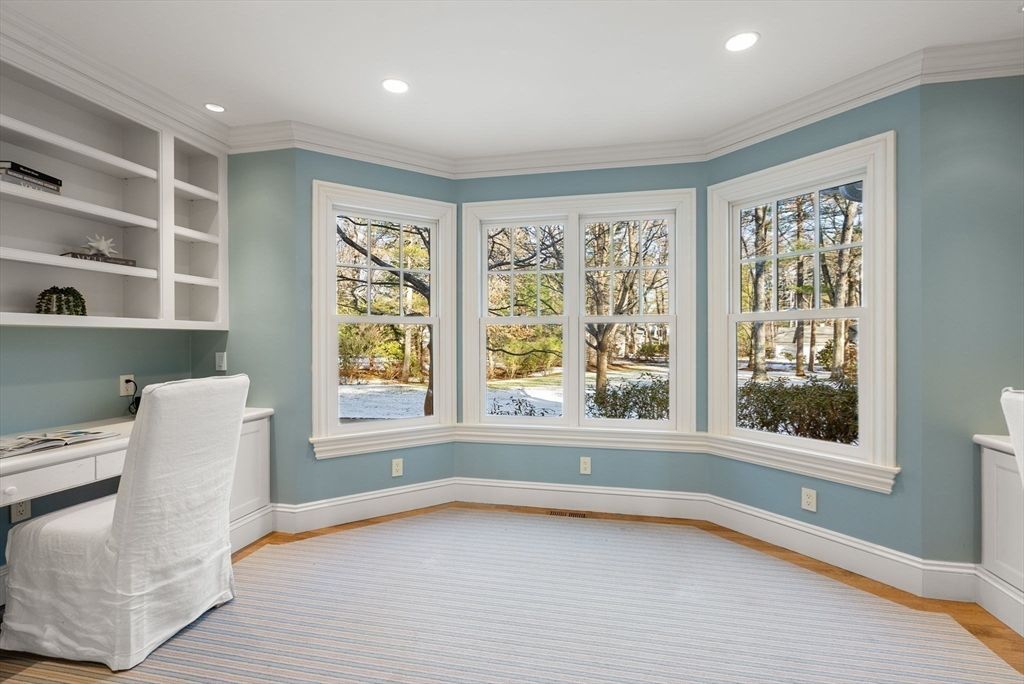 Home Office, Interior, Recessed Lighting, Wood Texture Flooring