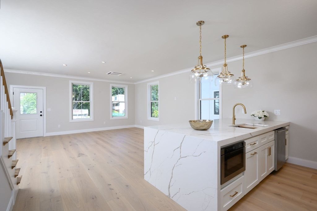 Interior, Kitchen, Pendant Lights, Recessed Lighting, Wood Texture Flooring