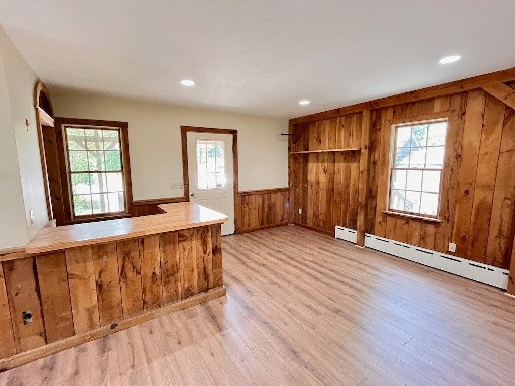 Empty room, Interior, Recessed Lighting, Wood Texture Flooring, Wooden Walls