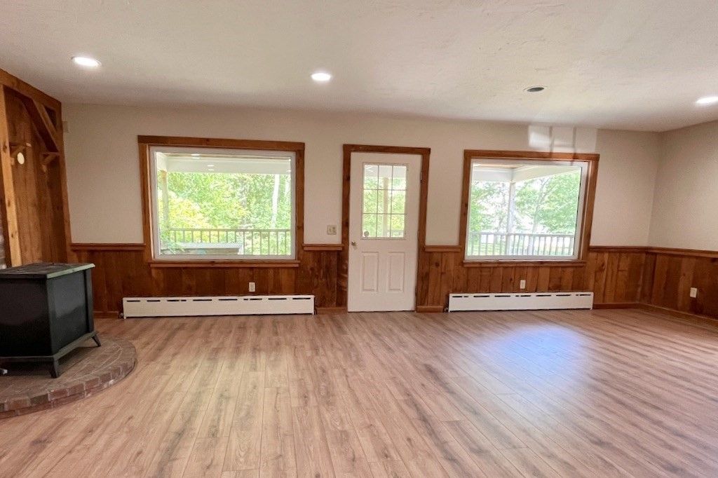 Empty room, Interior, Recessed Lighting, Wood Texture Flooring, Wooden Walls