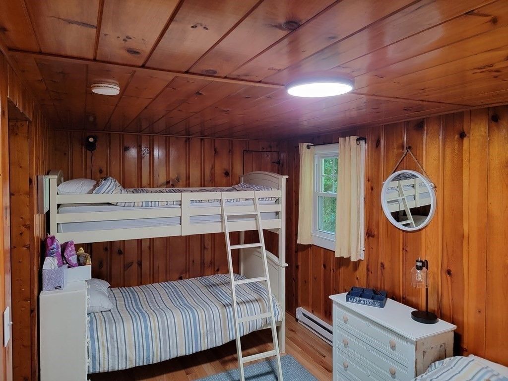 Bedroom, Interior, Recessed Lighting, Wooden Ceilings, Wood Texture Flooring, Wooden Walls
