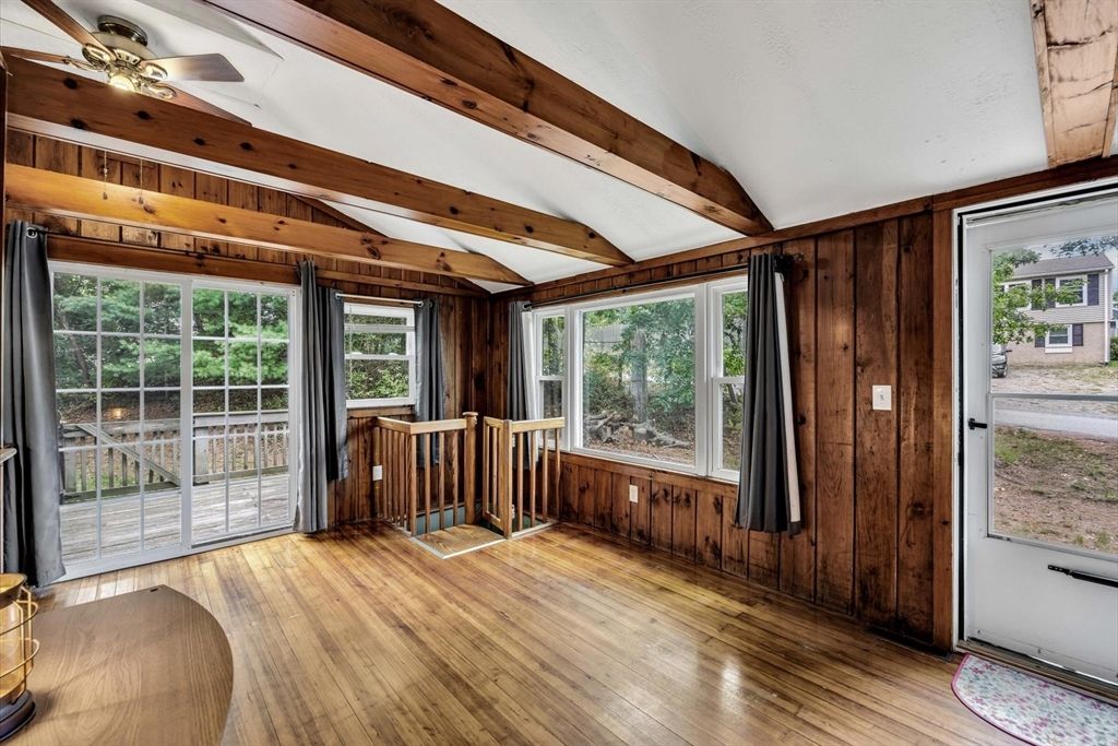 Empty room, Interior, Wooden Beams, Wood Texture Flooring, Wooden Walls