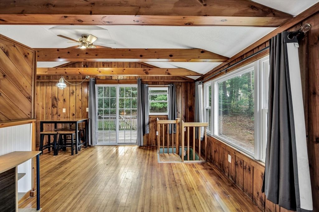 Empty room, Interior, Wooden Beams, Wood Texture Flooring, Wooden Walls