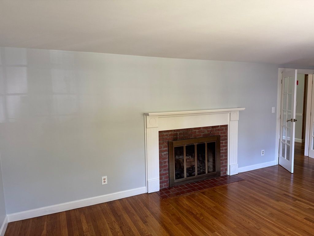 Empty room, Fireplace, Interior, Wood Texture Flooring