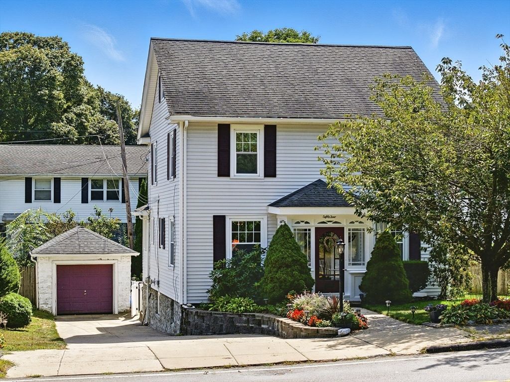 Detached Garage, Exterior, Facade, Queen Anne Victorian